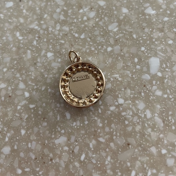 Pendant - Picture 3 of 7